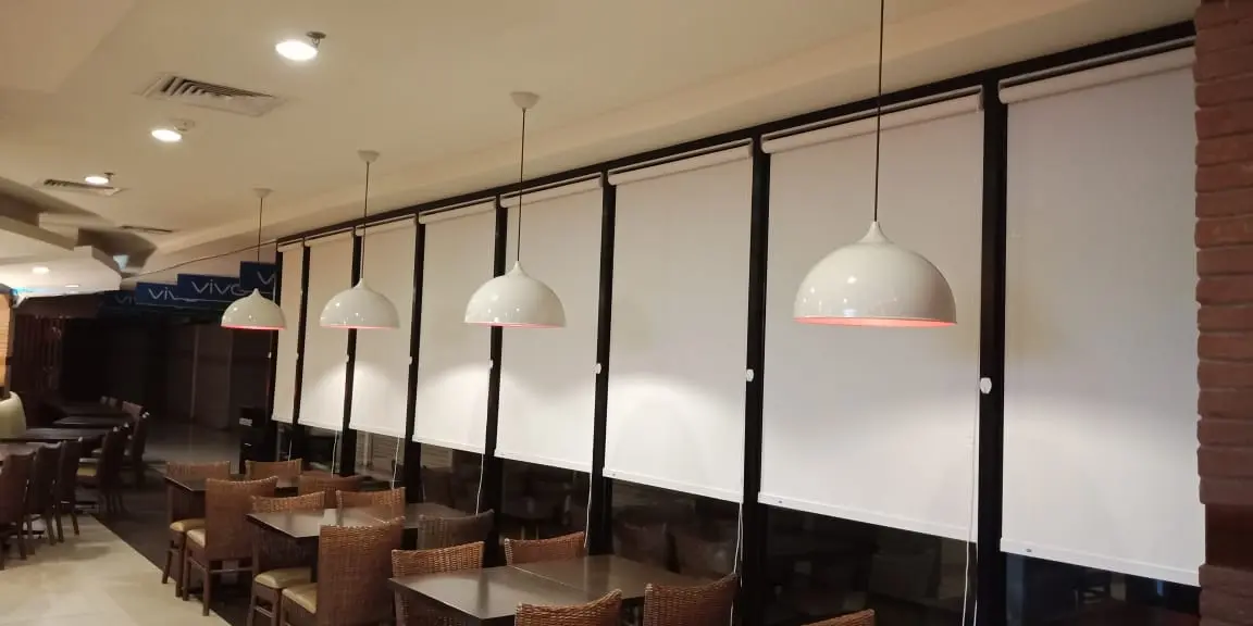 Roller Blind Pizza Hut