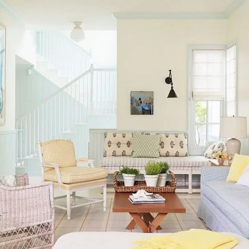 Pilih Warna Cat yang Terang