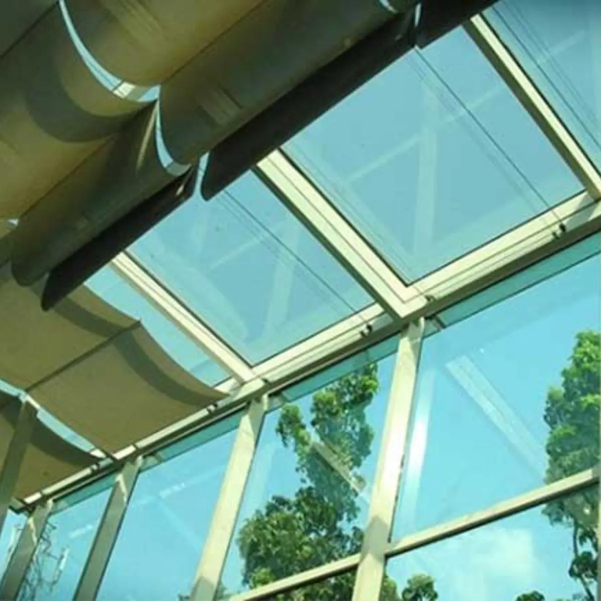 Manfaat Skylight Blinds untuk Rumah Minimalis Modern